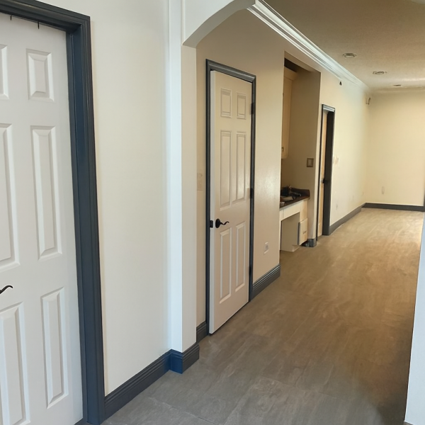 resize-uploaded-hall.png